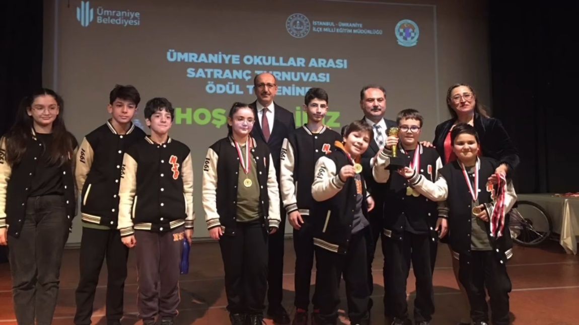 Ümraniye Okullar Arası Satranç Turnuvasında Ödüller Aldık…